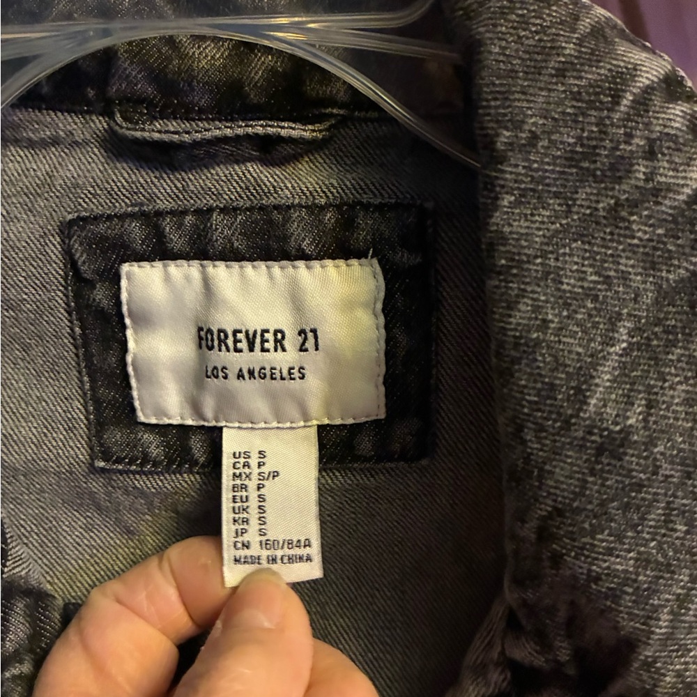 Forever 21 Gray Denim Jacket with Floral Embroidery - Picture 7 of 7